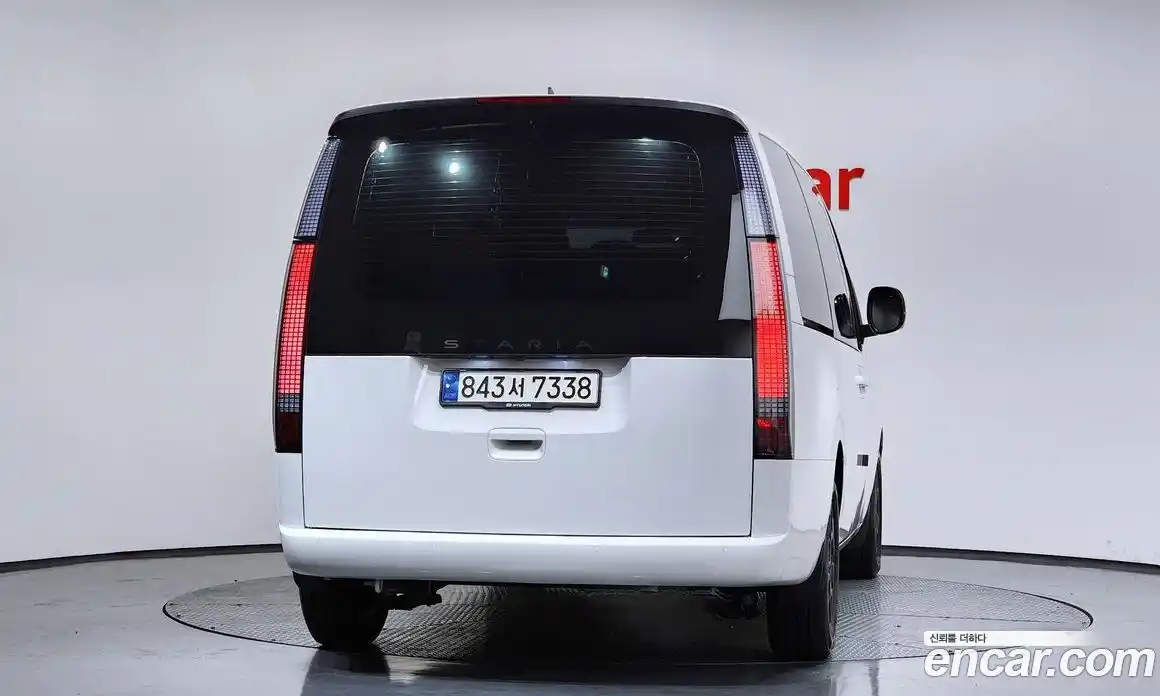 Hyundai Staria 2024 3.5 Автомат в Москве № 518500, фото 4