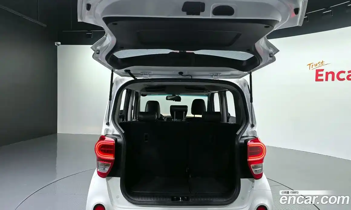 Kia Ray 2019 1.0 Автомат в Москве № 519620, фото 20