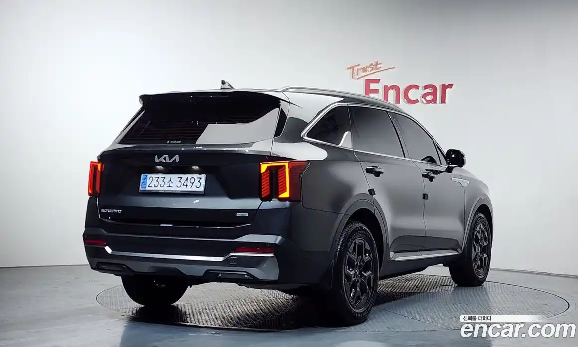 Kia Sorento 2024 1.6 Автомат в Москве № 520084, фото 2