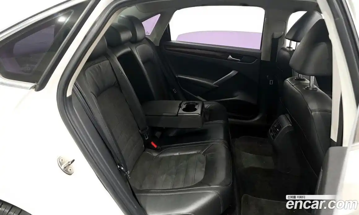 Volkswagen Passat 2013 2.0 Автомат в Москве № 520809, фото 12