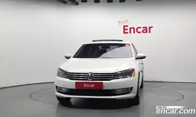 Volkswagen Passat 2013 2.0 Автомат в Москве № 520809, миниатюра 3