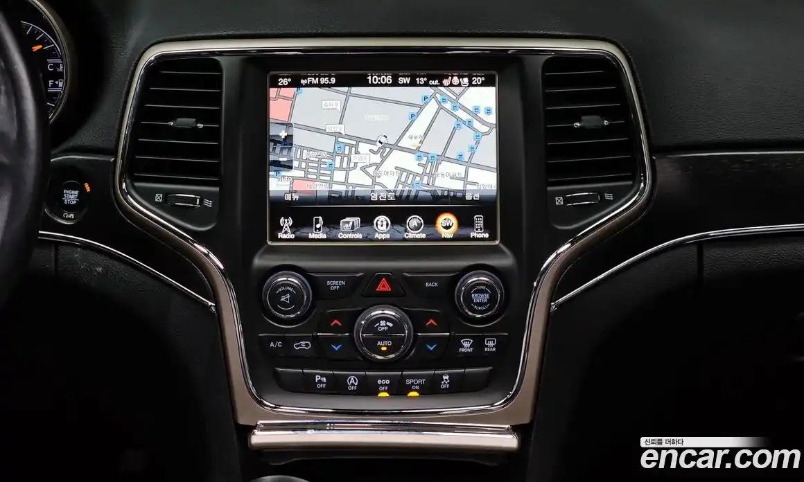 Jeep Cherokee 2017 3.0 Автомат в Москве № 522177, фото 14