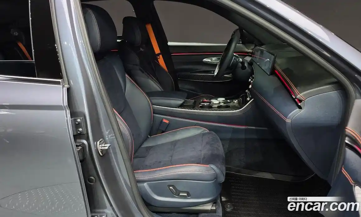 Genesis GV70 2025 2.5 Автомат в Москве № 523274, фото 10