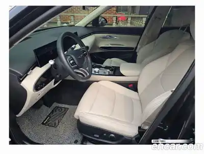 Genesis GV70 2025 2.5 Автомат в Москве № 523502, миниатюра 8