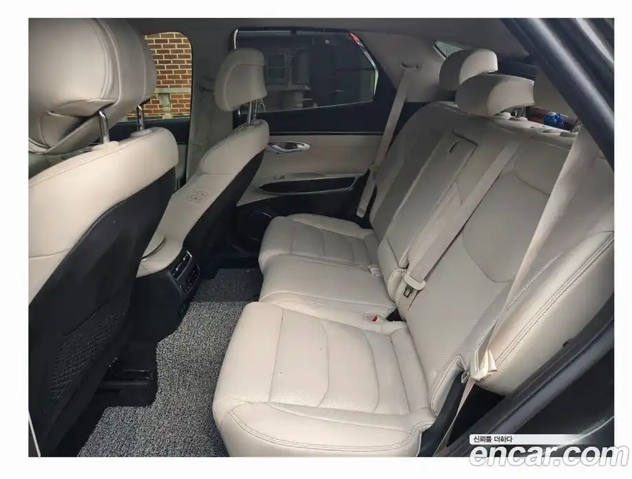 Genesis GV70 2025 2.5 Автомат в Москве № 523502, фото 9