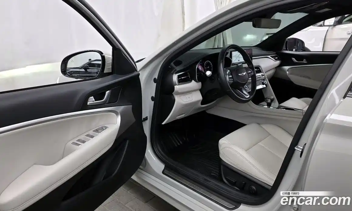 Genesis G70 2024 2.5 Автомат в Москве № 523840, фото 10