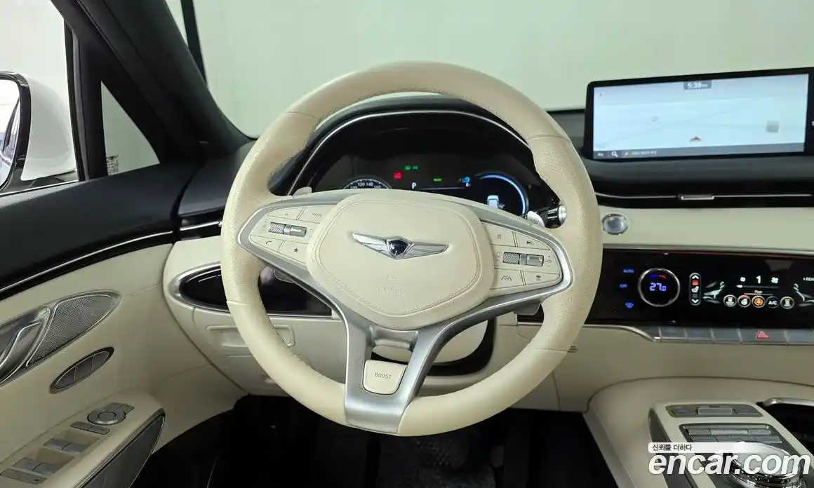 Genesis GV70 2022 0.1 Автомат в Москве № 523879, фото 13