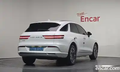 Genesis GV70 2022 0.1 Автомат в Москве № 523879, миниатюра 2