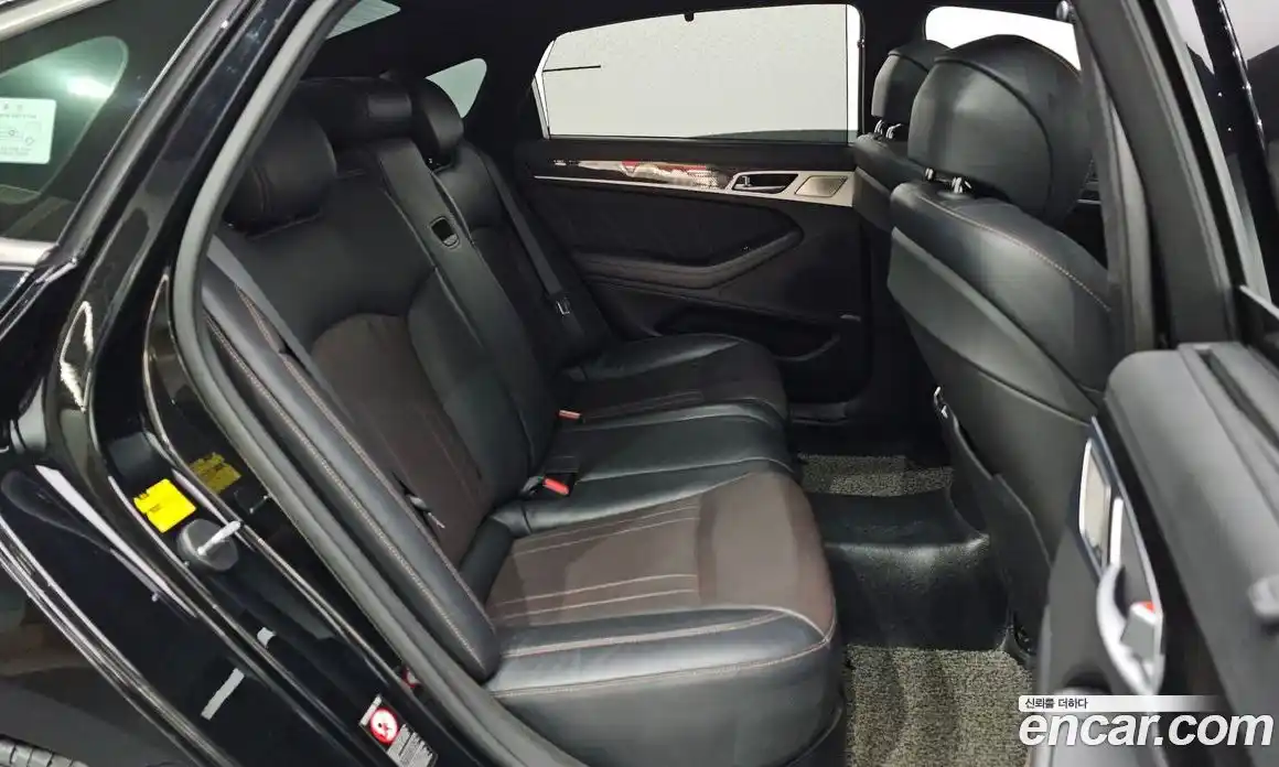 Genesis G80 2017 3.3 Автомат в Москве № 524221, фото 13