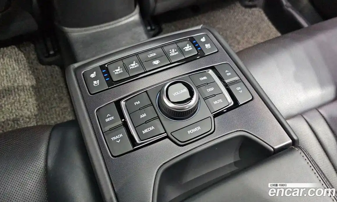 Genesis G80 2017 3.3 Автомат в Москве № 524221, фото 19