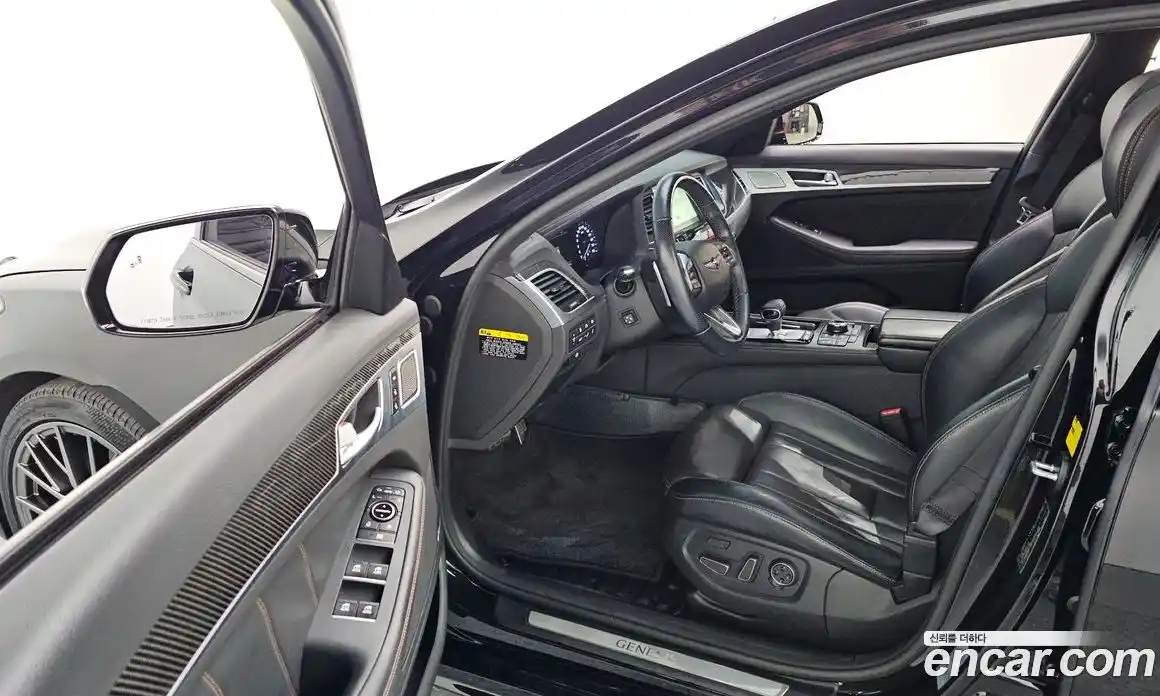 Genesis G80 2017 3.3 Автомат в Москве № 524221, фото 10