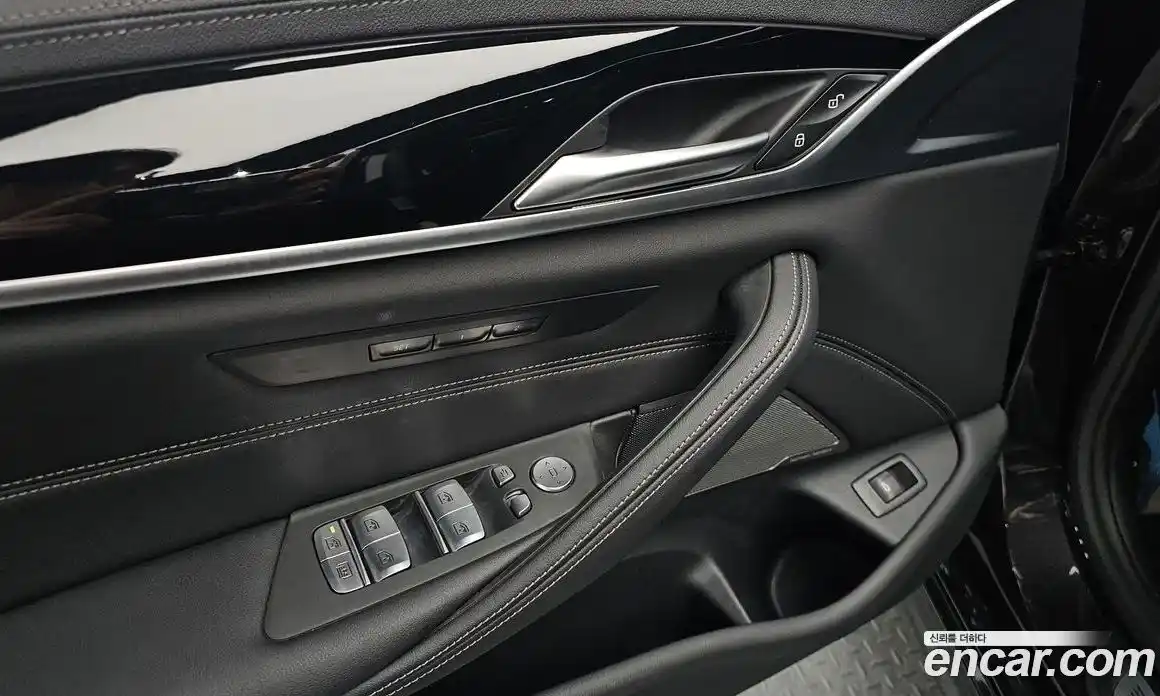 BMW 5-Series 2023 2.0 Автомат в Москве № 525634, фото 17