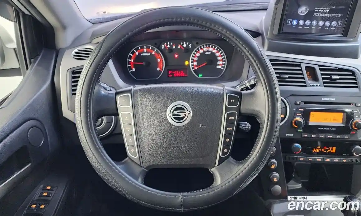 SsangYong Korando 2014 2.0 Автомат в Москве № 526091, фото 13