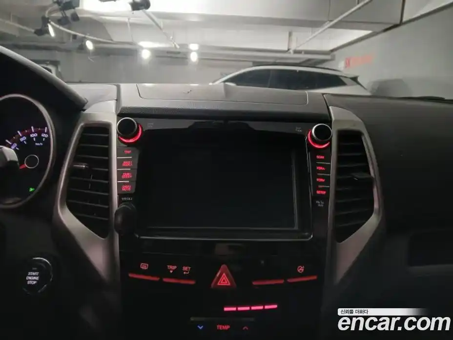 SsangYong TIBOLI 2016 1.6 Автомат в Москве № 526342, фото 13