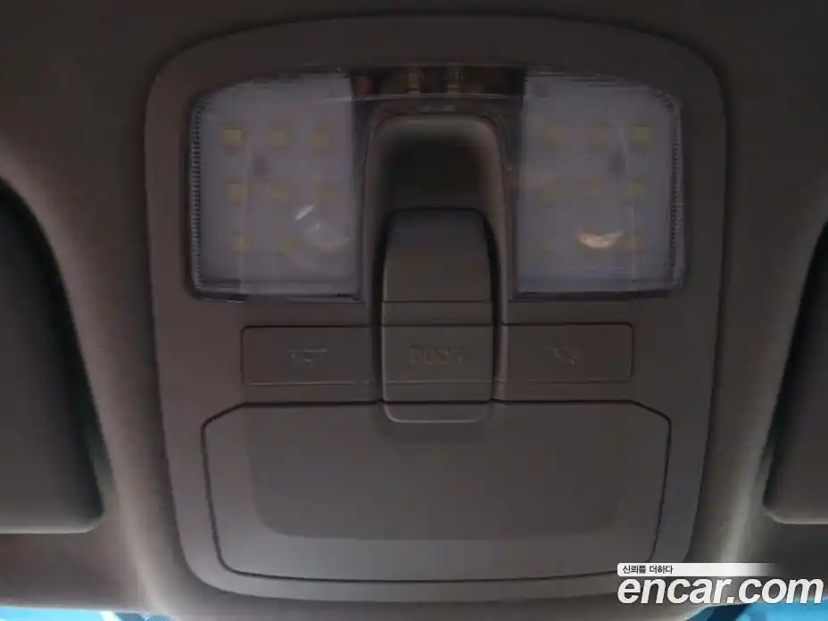 SsangYong TIBOLI 2016 1.6 Автомат в Москве № 526342, фото 16