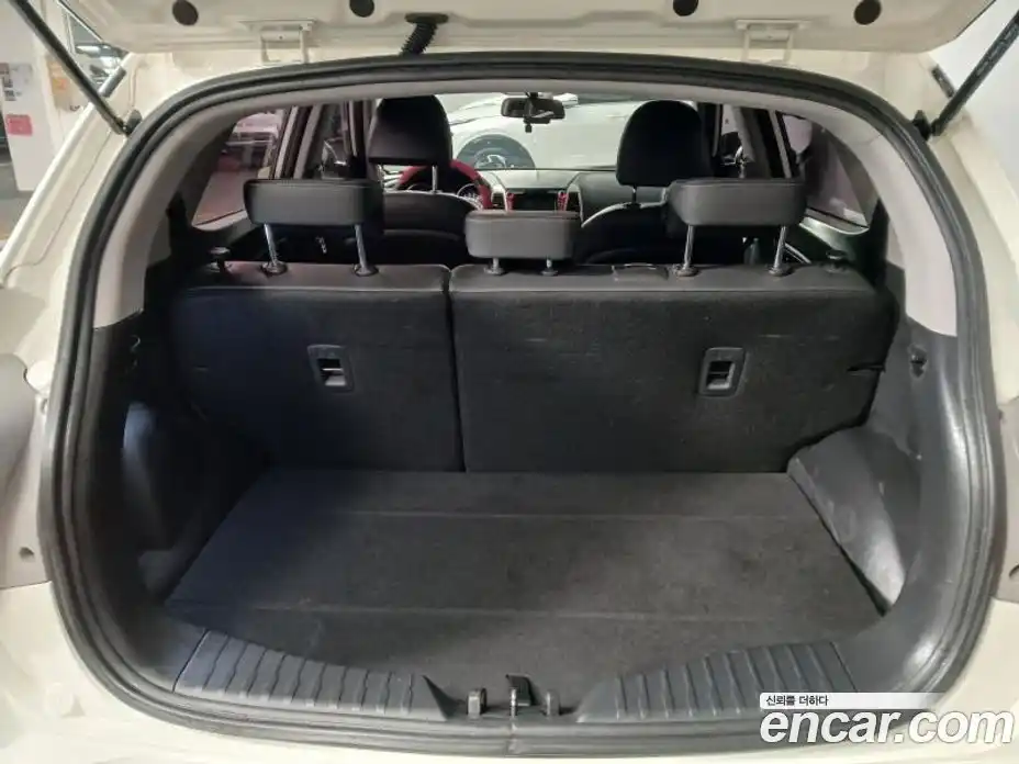 SsangYong TIBOLI 2016 1.6 Автомат в Москве № 526342, фото 18