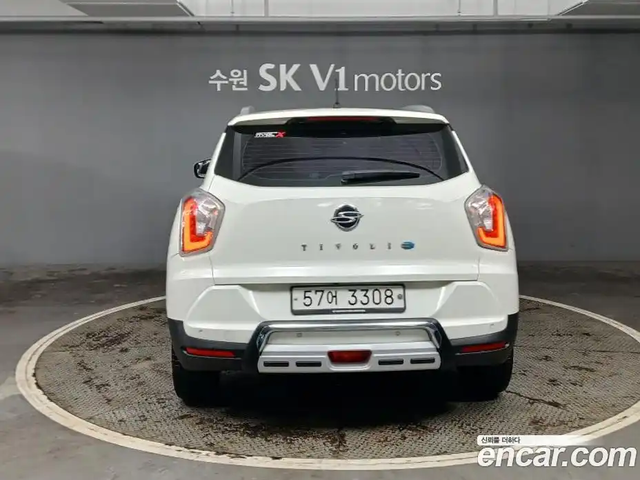 SsangYong TIBOLI 2016 1.6 Автомат в Москве № 526342, фото 5