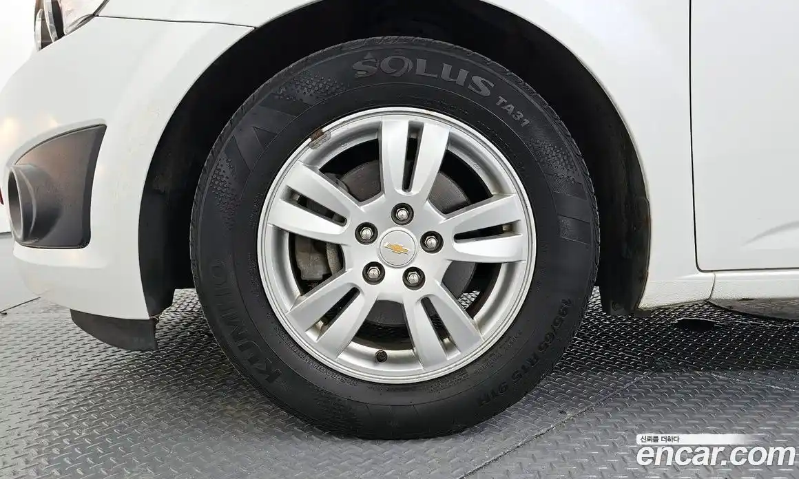 Chevrolet Aveo 2015 1.4 Автомат в Москве № 527986, фото 5