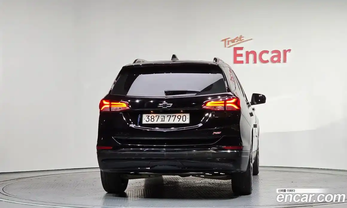 Chevrolet Equinox 2022 1.5 Автомат в Москве № 528107, фото 4