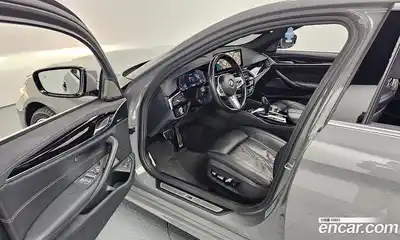 BMW 5-Series 2022 2.0 Автомат в Москве № 528538, миниатюра 11