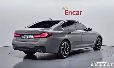 BMW 5-Series 2022 2.0 Автомат в Москве № 528538, миниатюра 2