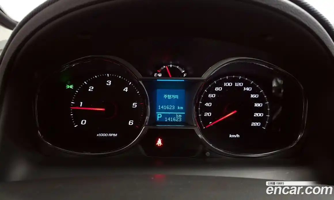 Chevrolet Captiva 2013 2.2 Автомат в Москве № 528616, фото 7