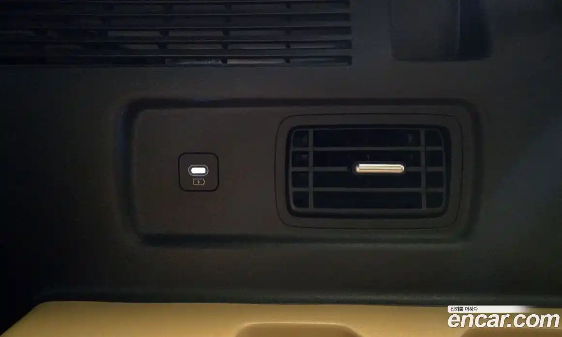 Hyundai Santa Fe 2024 2.5 Автомат в Москве № 531392, фото 8