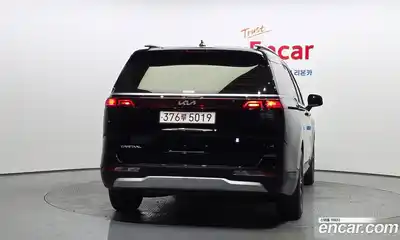 Kia Canival 2023 2.2 Автомат в Москве № 532165, миниатюра 4