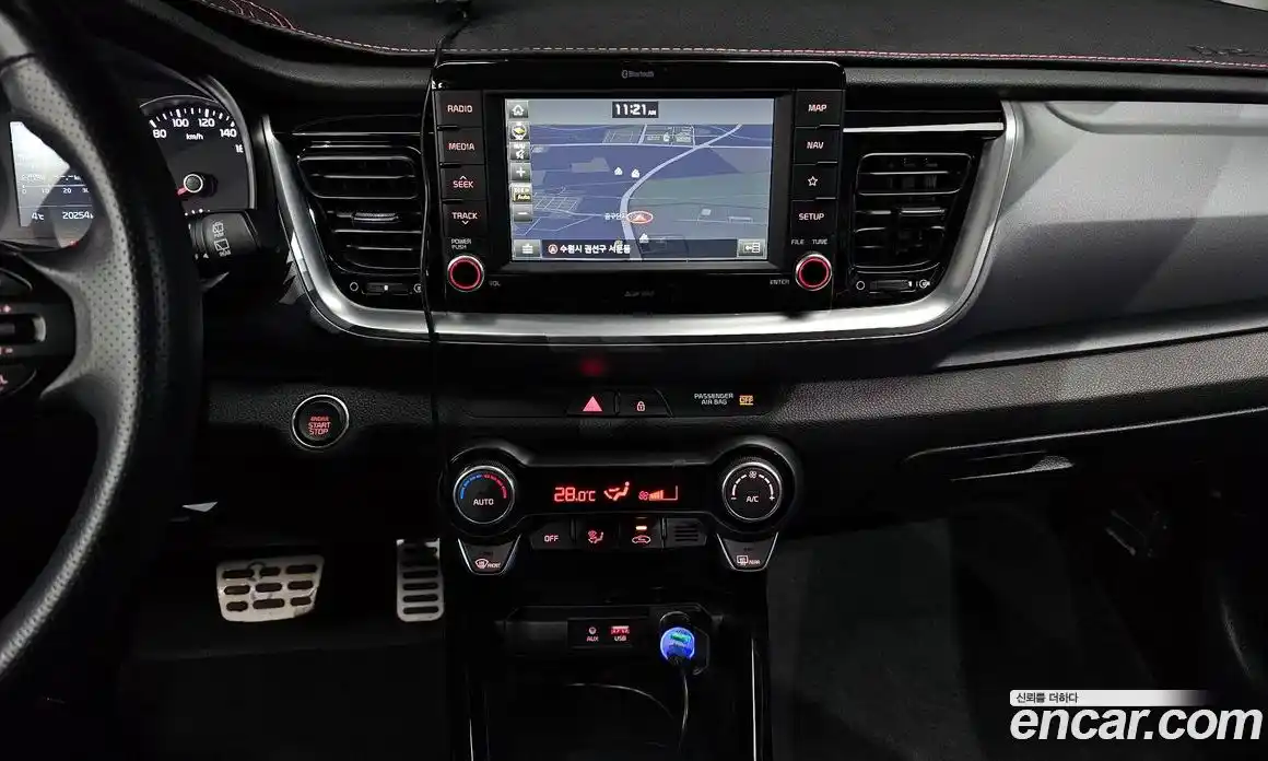 Kia Stonic 2019 1.4 Автомат в Москве № 532563, фото 14