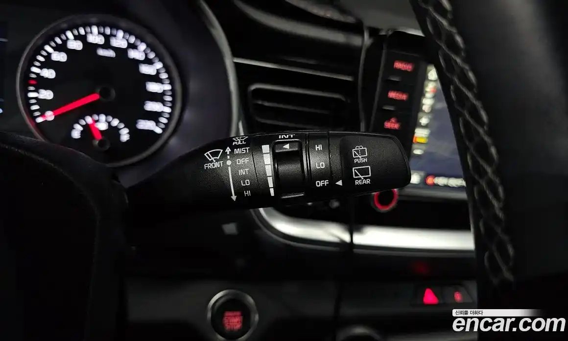 Kia Stonic 2019 1.4 Автомат в Москве № 532563, фото 18