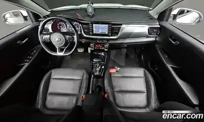 Kia Stonic 2019 1.4 Автомат в Москве № 532563, миниатюра 7