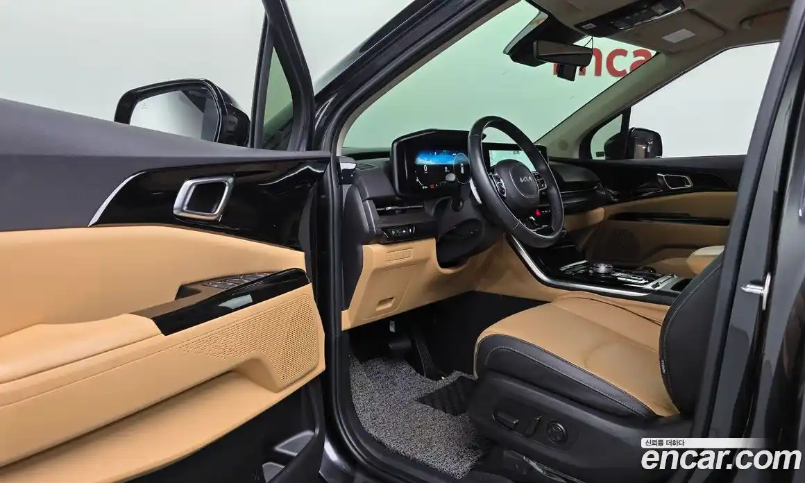 Kia Canival 2022 2.2 Автомат в Москве № 532600, фото 11