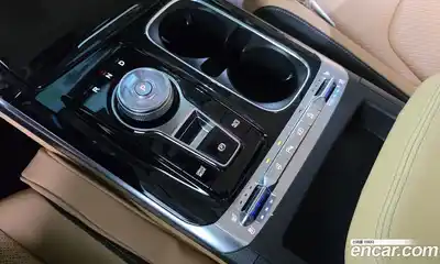 Kia Canival 2022 2.2 Автомат в Москве № 532600, миниатюра 9