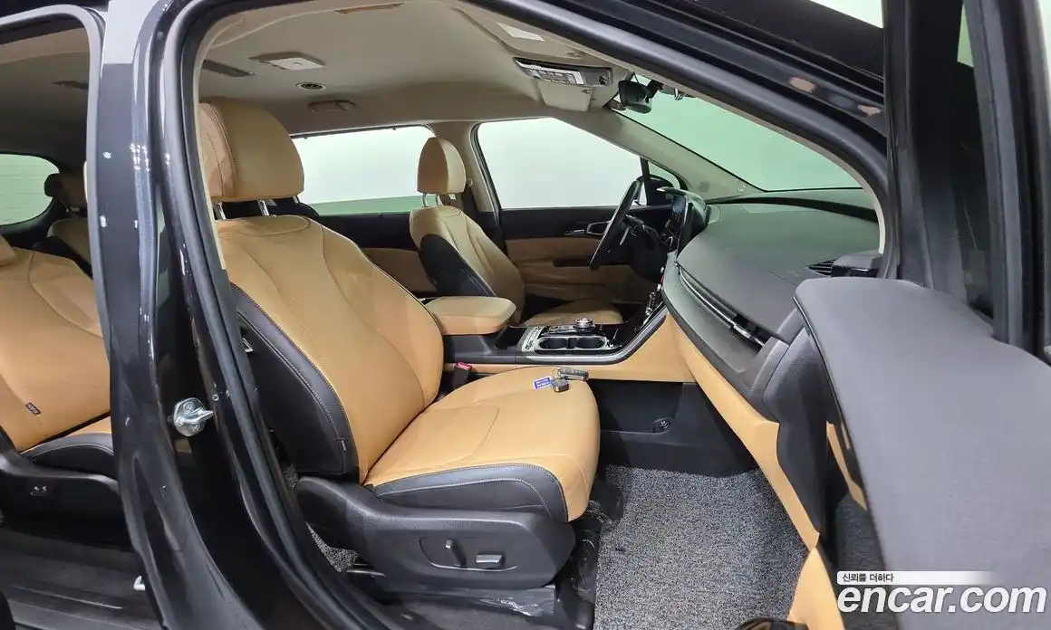 Kia Canival 2022 2.2 Автомат в Москве № 532600, фото 10