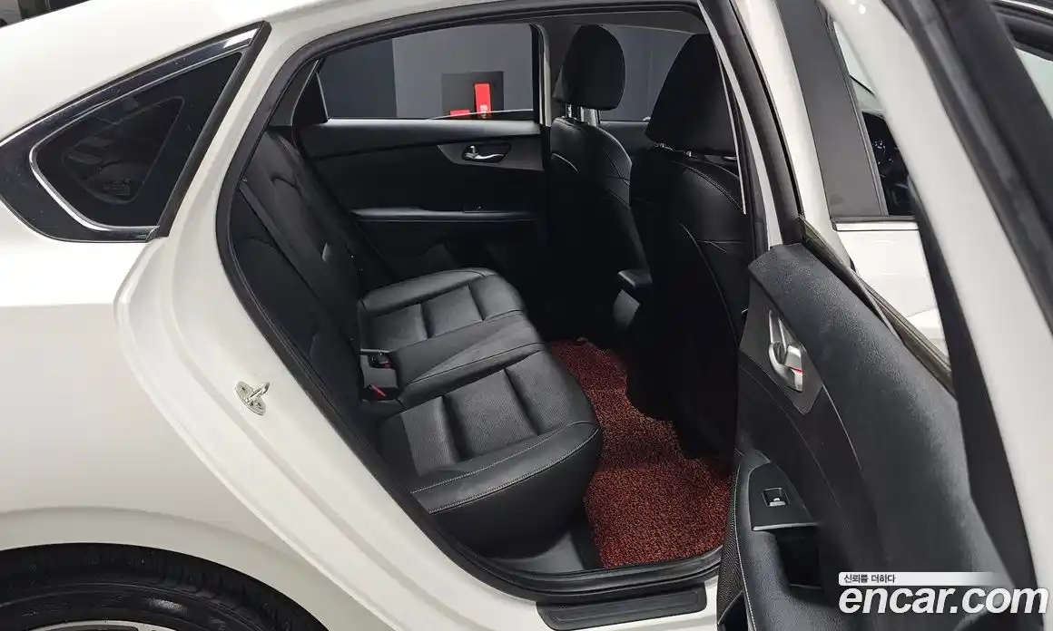 Kia K3 2020 1.6 Автомат в Москве № 532661, фото 12