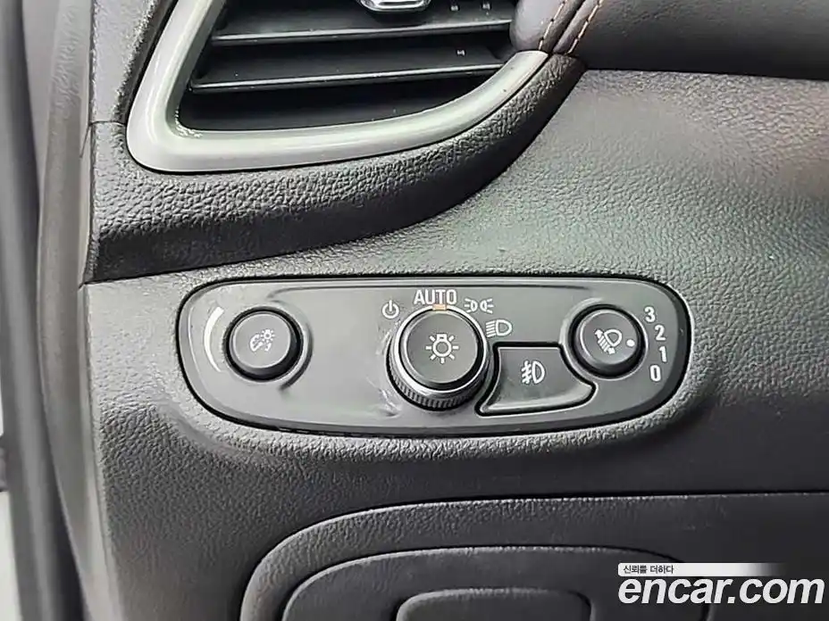 Chevrolet Trax 2019 1.4 Автомат в Москве № 533168, фото 17