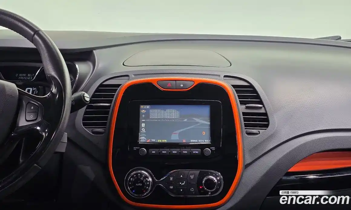 Renault QM3 2016 1.5 Автомат в Москве № 533726, фото 17