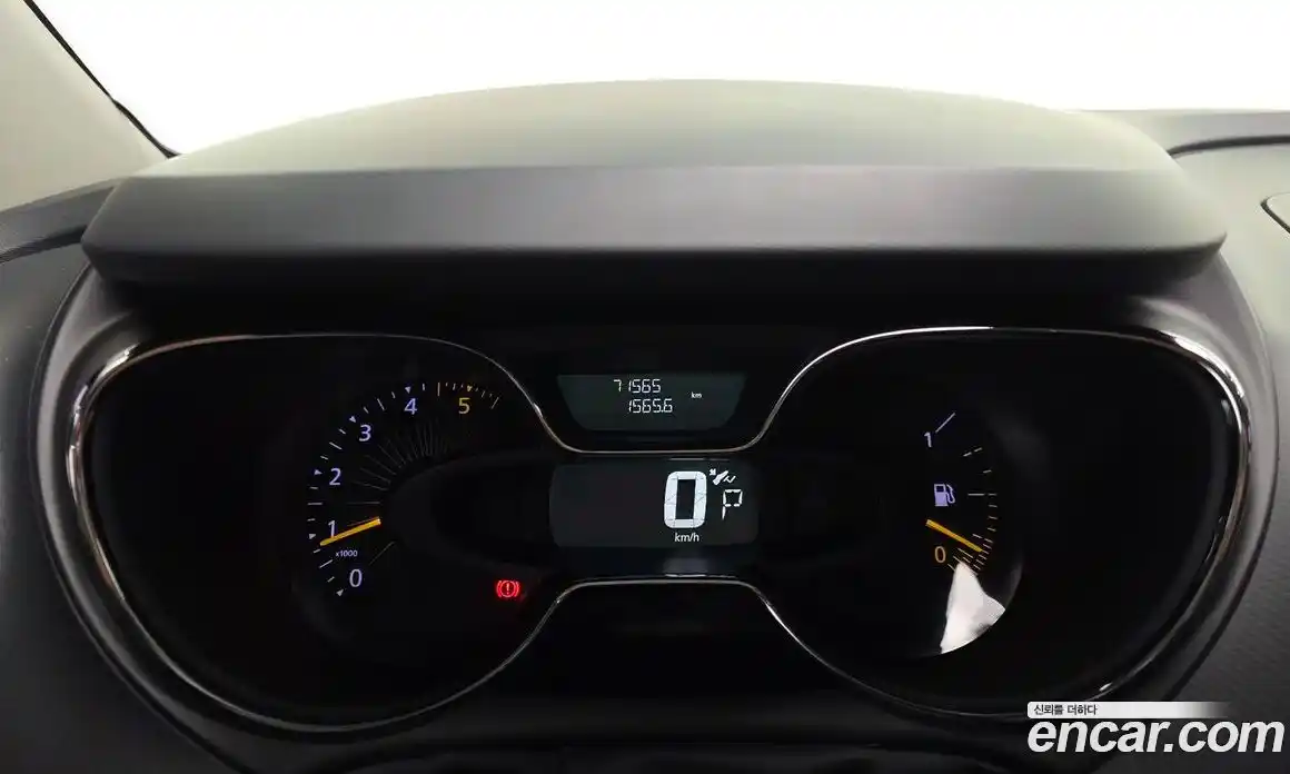 Renault QM3 2016 1.5 Автомат в Москве № 533726, фото 8