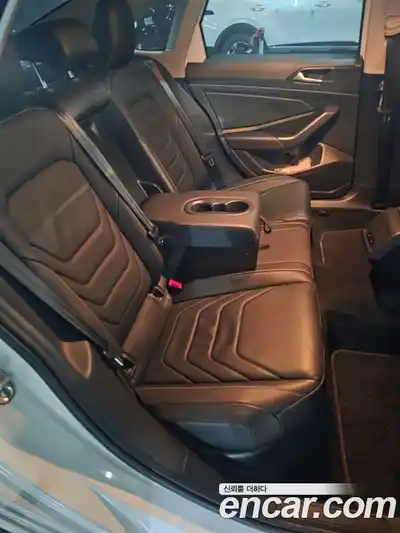 Volkswagen Jetta 2020 1.5 Автомат в Москве № 533815, миниатюра 6