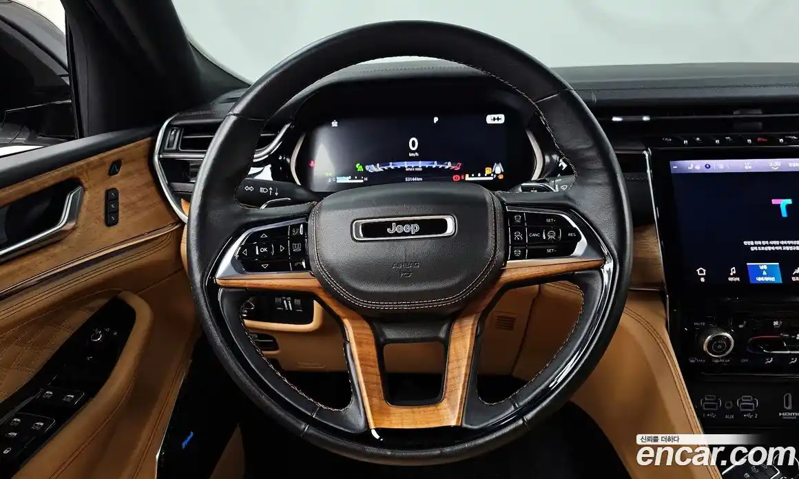 Jeep Cherokee 2023 3.6 Автомат в Москве № 534857, фото 13