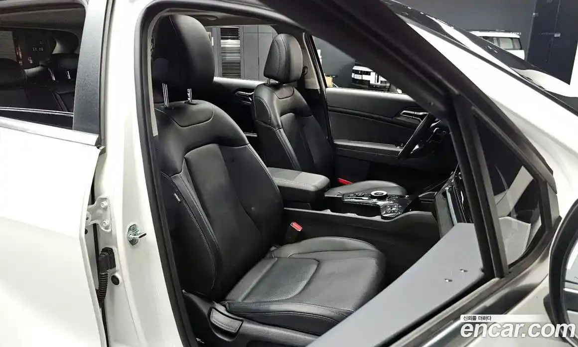 Kia Sportage 2023 1.6 Автомат в Москве № 534889, фото 10