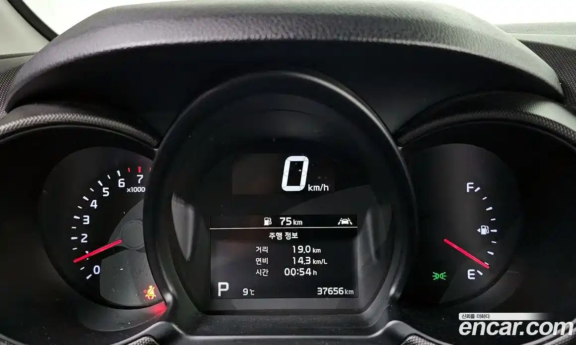 Kia Ray 2021 1.0 Автомат в Москве № 535219, фото 8