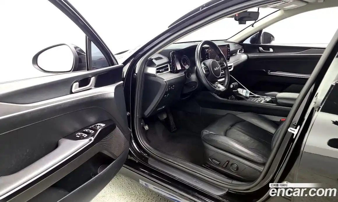 Kia K5 2022 2.0 Автомат в Москве № 535262, фото 10