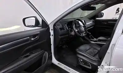 Renault QM6 2022 2.0 Автомат в Москве № 535497, миниатюра 10