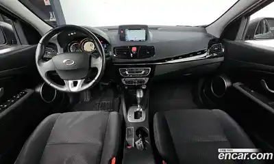 Renault SM3 2016 1.6 Автомат в Москве № 535709, миниатюра 6