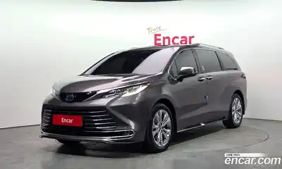 Toyota Sienna, 2022