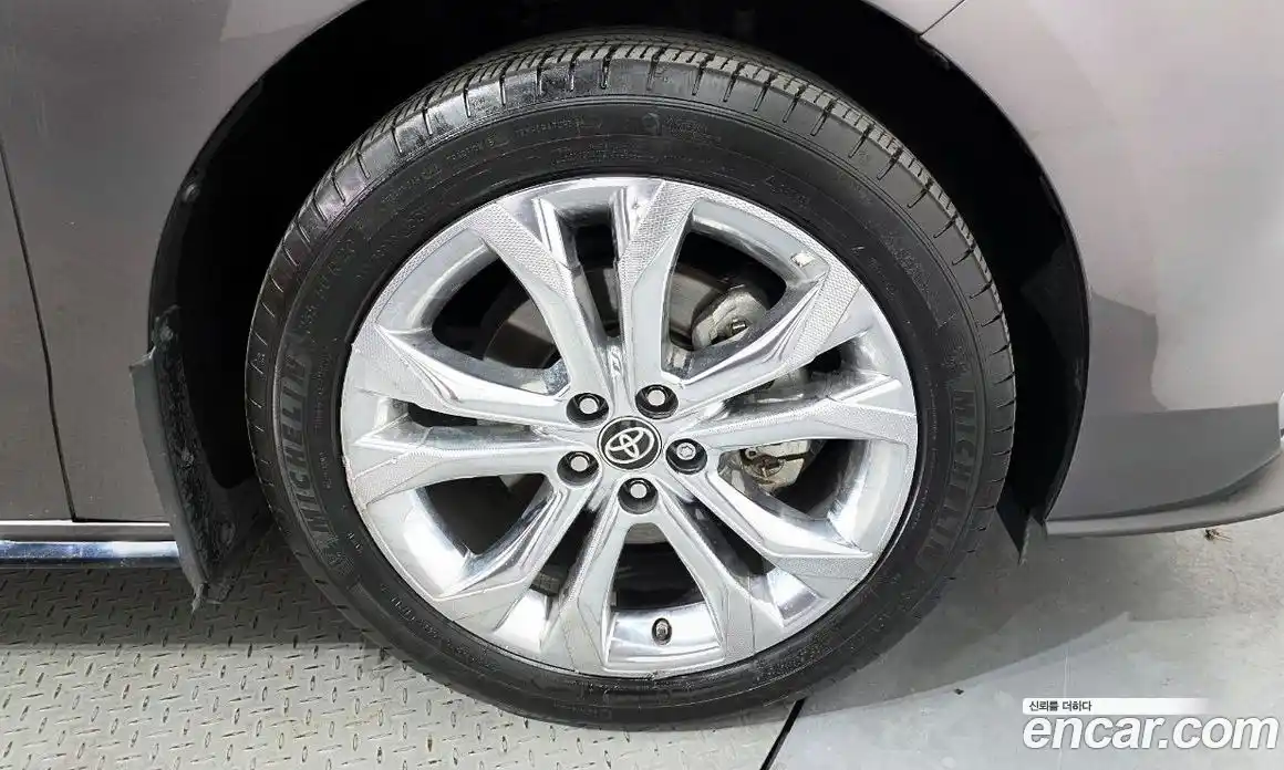 Toyota Sienna 2022 2.5 Автомат в Москве № 535758, фото 5