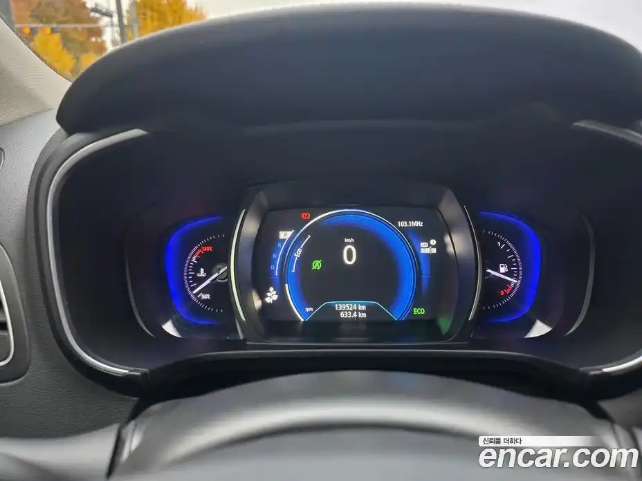 Renault QM6 2017 2.0 Автомат в Москве № 537190, фото 5