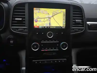 Renault QM6 2017 2.0 Автомат в Москве № 537190, миниатюра 6