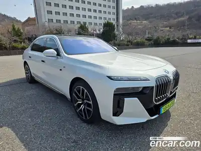 BMW 7-Series 2025 3.0 Автомат в Москве № 537856, миниатюра 3